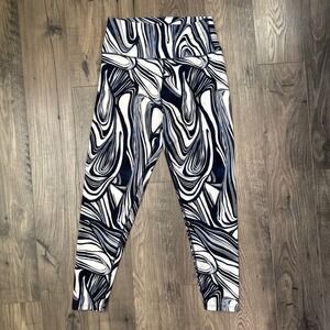 SAGE‎ COLLECTIVE Women's High Waisted Leggings Black White Swirl Print Size M